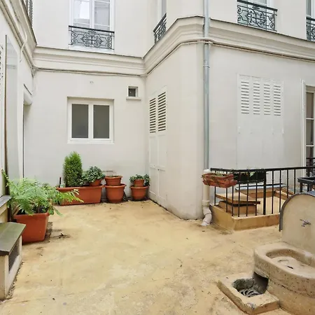 Les Invalides Flat *